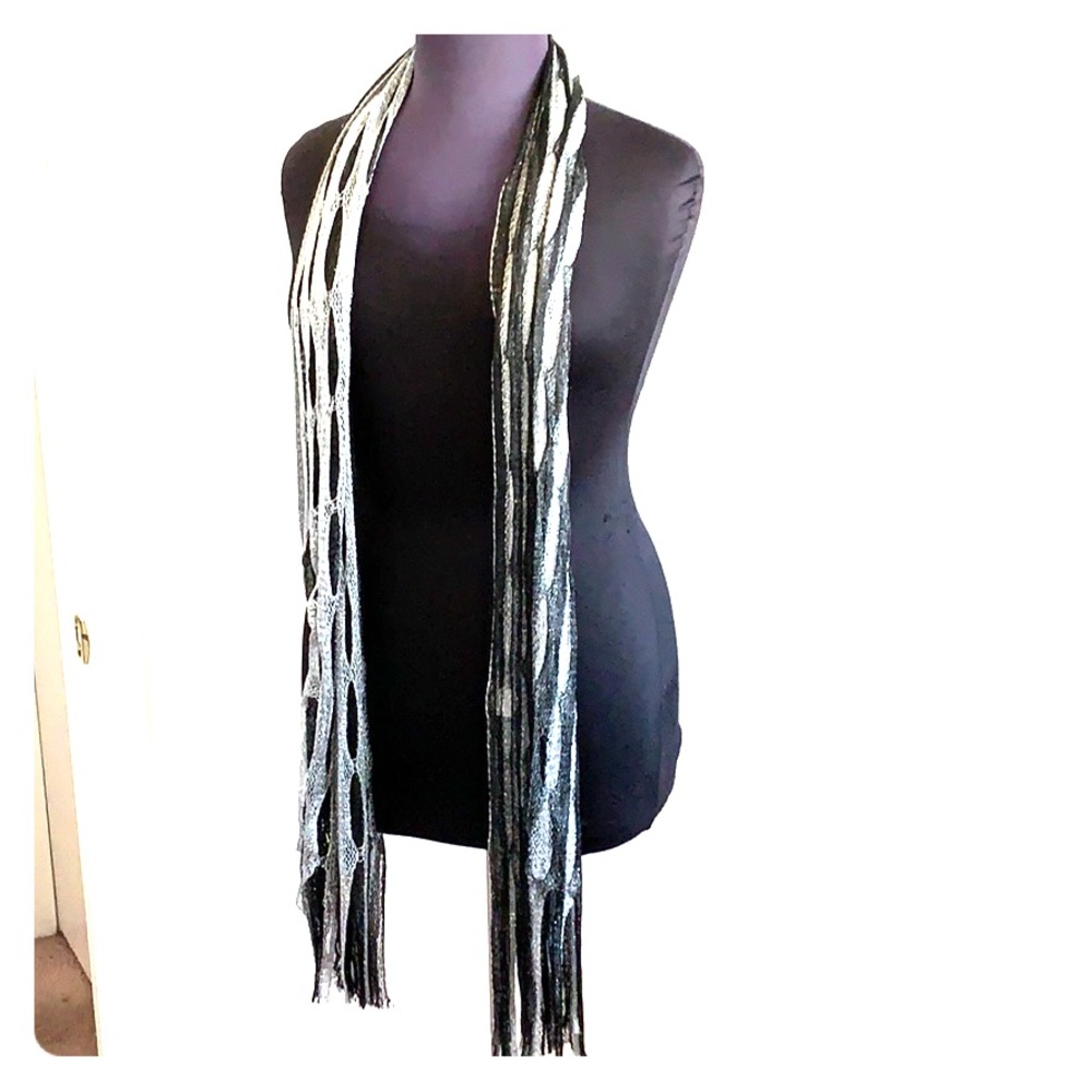 Add chic with this extra long scarf!